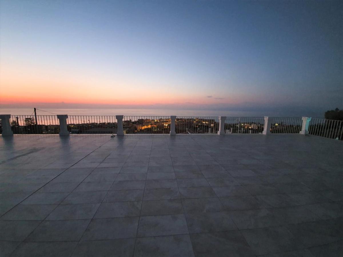 Appartamenti Borgo Panoramico N 9 تروبيا المظهر الخارجي الصورة